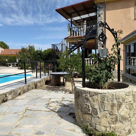 Casa Rural Mi Descanso Valdefuentes de Sangusín 外观 照片