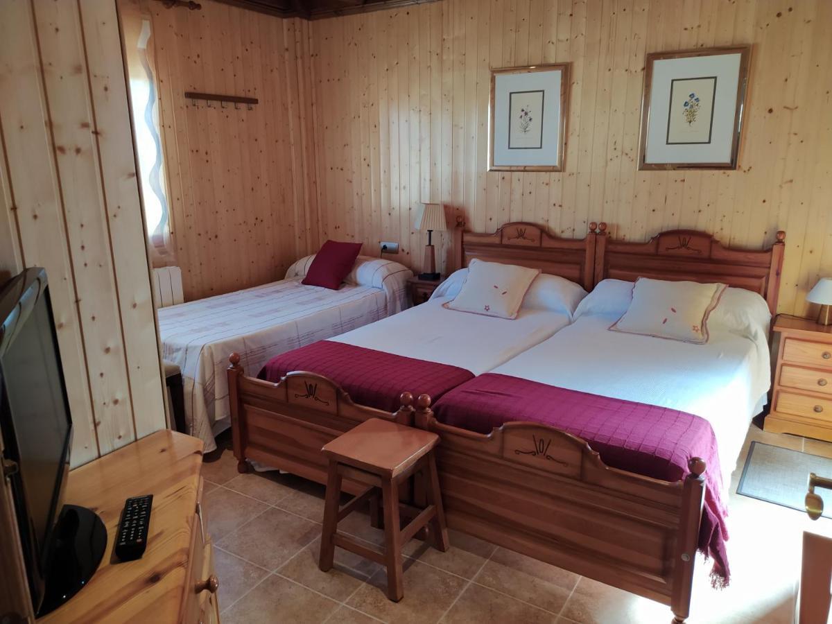 Casa Rural Mi Descanso Valdefuentes de Sangusín 外观 照片